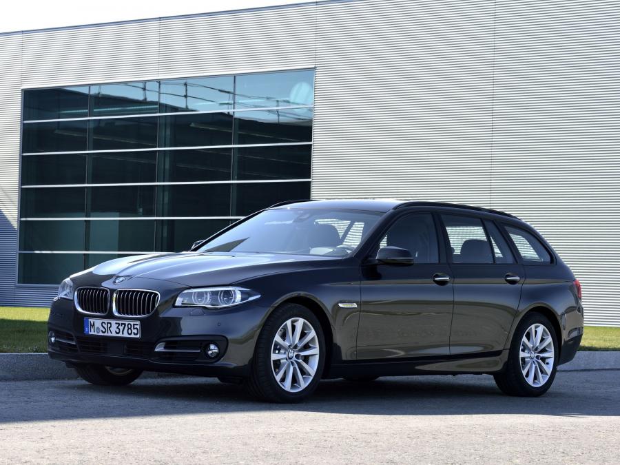  BMW 520d Touring 2013 года  (фото 3 из 17)